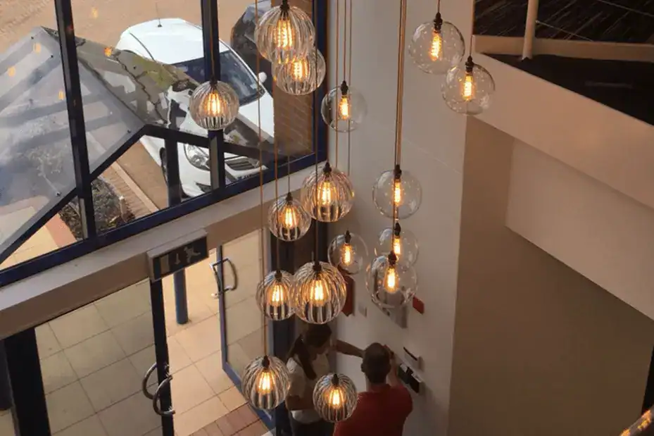 Elegant pendant lighting installation in modern interior.